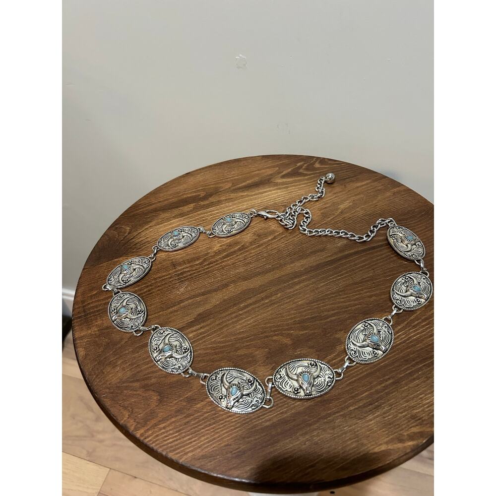 Longhorn Concho Chain Belt - Picture 2 of 4
